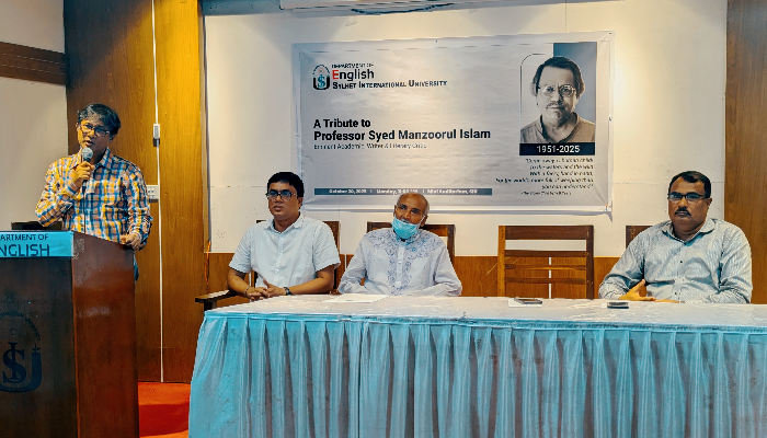 ‘বাংলাদেশের শিক্ষা এবং সাহিত্য অঙ্গনে মনজুরুল ইসলাম ছিলেন আলোকবর্তিকা’